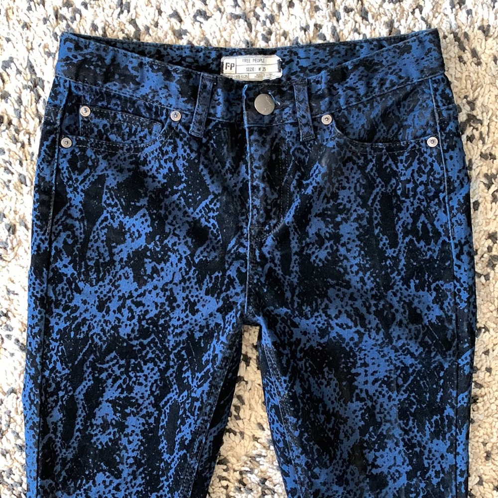 Free People Textured Pants Blue Black Boho Straight Leg Stretch Women’s Size 25 - Picture 2 of 12